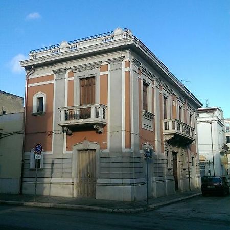 Palazzo Don Ruggiero Hotel San Ferdinando di Puglia Exterior foto